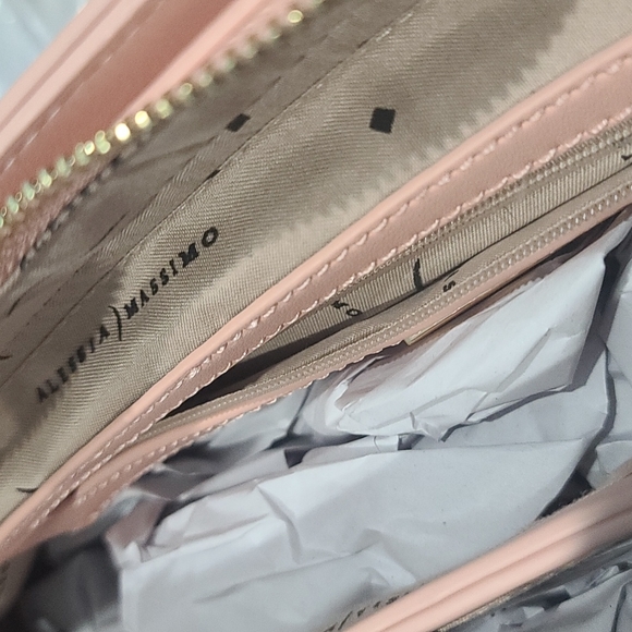 🆕Alessia Massimo Colorblock Top Handle Bag - Coral / White / Peach NWT's - Picture 13 of 14